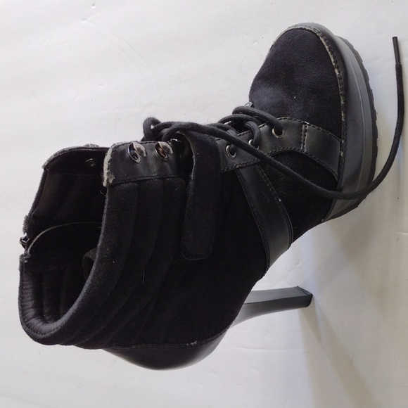 Jennifer Lopez high heels Booties  |Size 7M - Picture 2 of 8